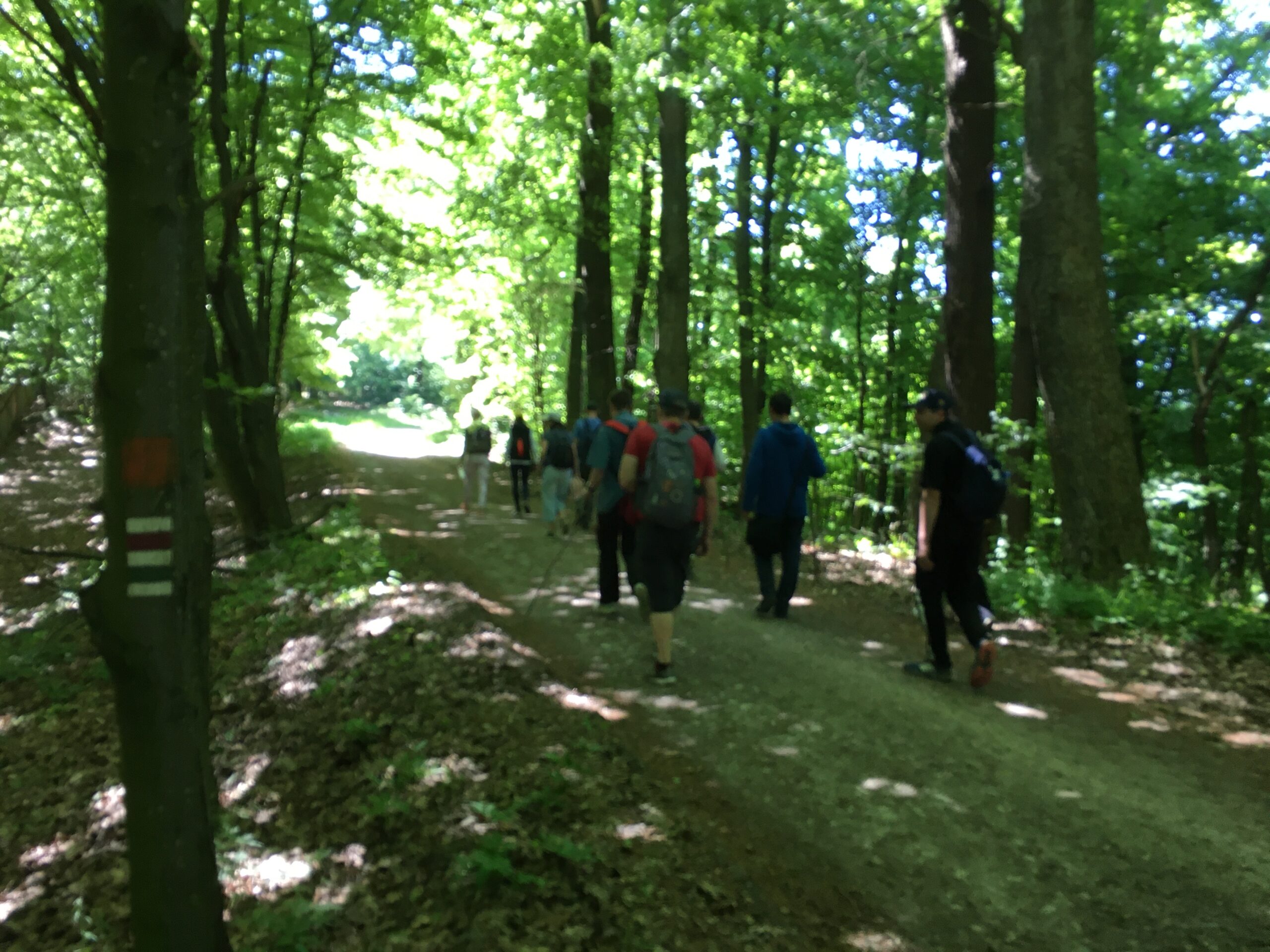 Potulky po červenej turistickej značke